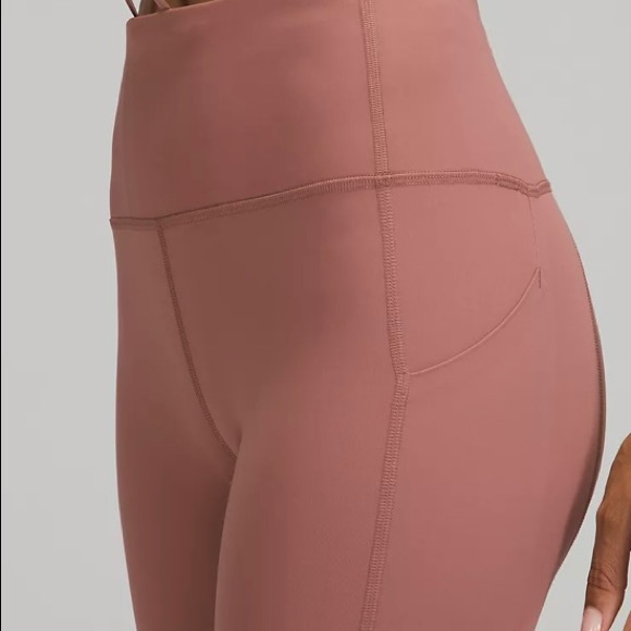 GUC 2 Lululemon Pace Rival crop 22” in Spiced Chai - Picture 4 of 7